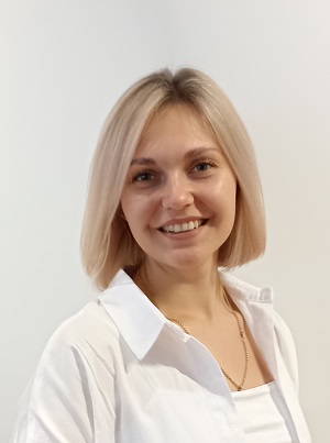 Плотникова Юлия Николаевна.