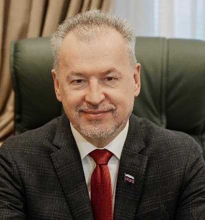 Таран Юрий Николаевич.